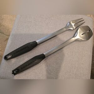 Tupperware Chef Series Grill Tongs, Never Used